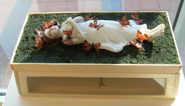 mixed media sculpture by Carmen Lozar